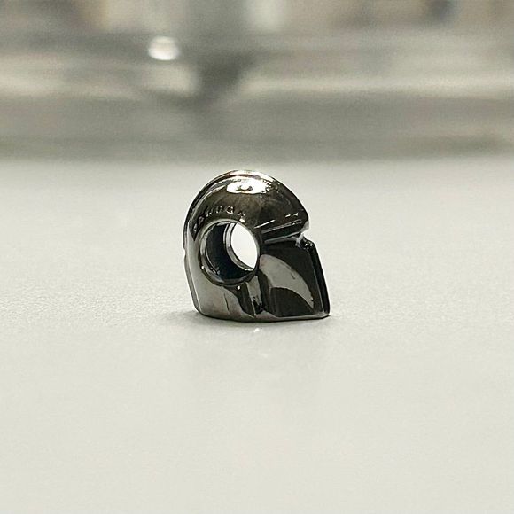 Star Wars The Mandalorian Helmet Charm - Picture 2 of 6